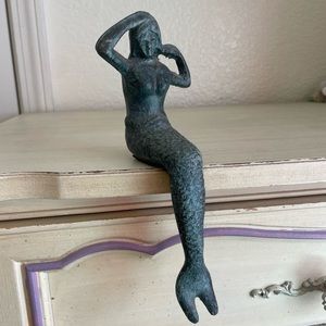 Mermaid decorative tabletop figurine